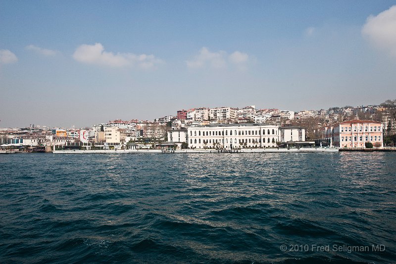 20100403_105820 D3.jpg - Four Seasons Hotel from Bosphorus